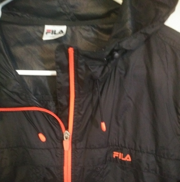 Fila Hooded Windbreaker - Picture 2 of 6